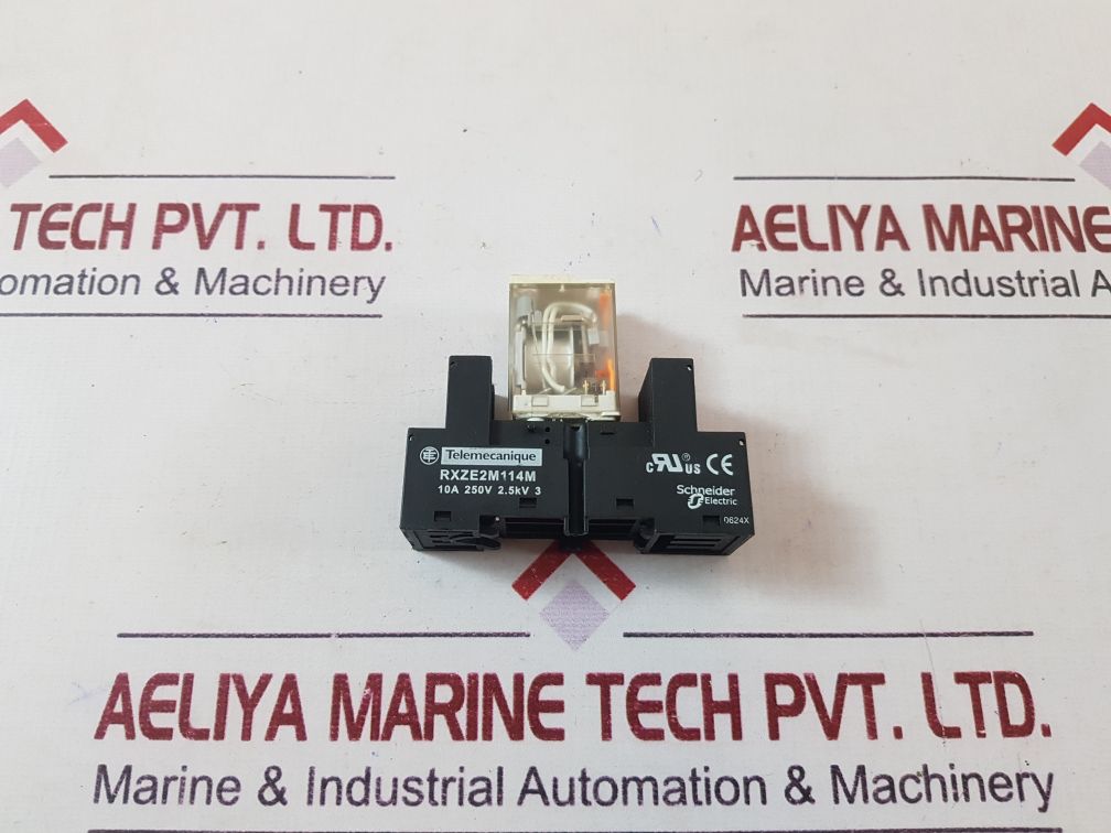 Telemecanique Rxze2M114M Relay