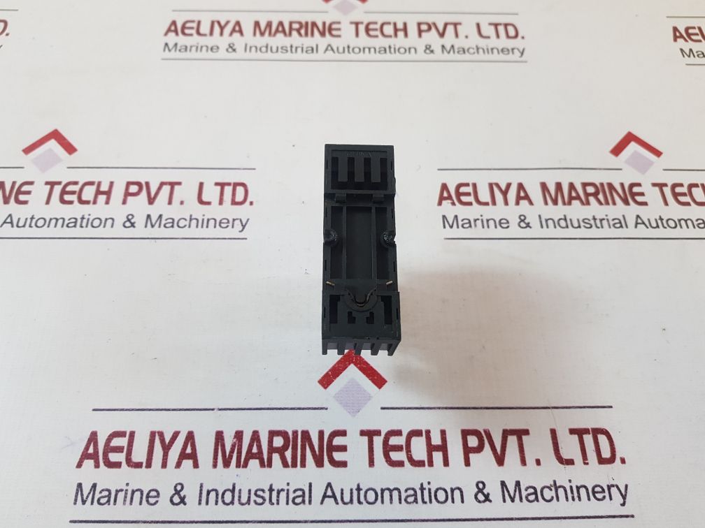 Telemecanique Rxze2M114M Relay