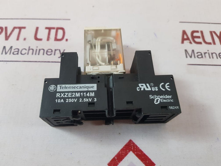 Telemecanique Rxze2M114M Relay
