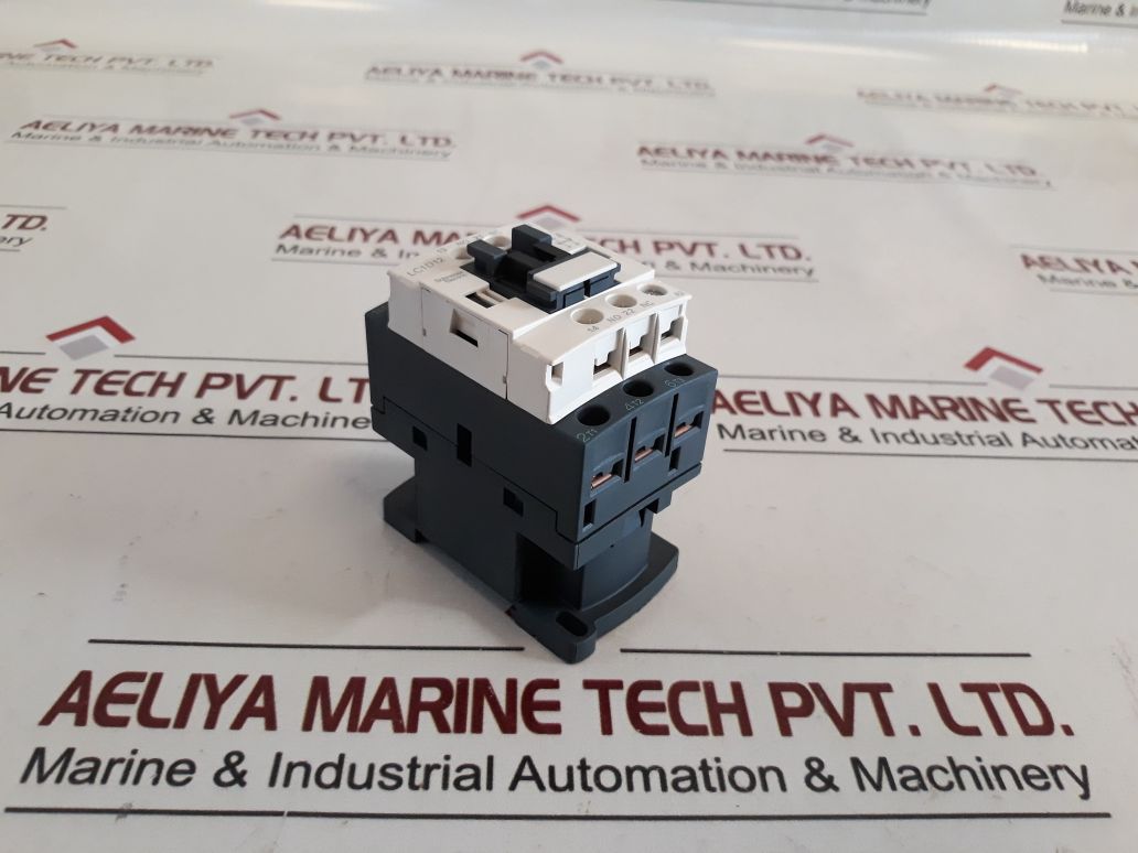 Schneider Electric/Telemecanique Lc1D12 Contactor