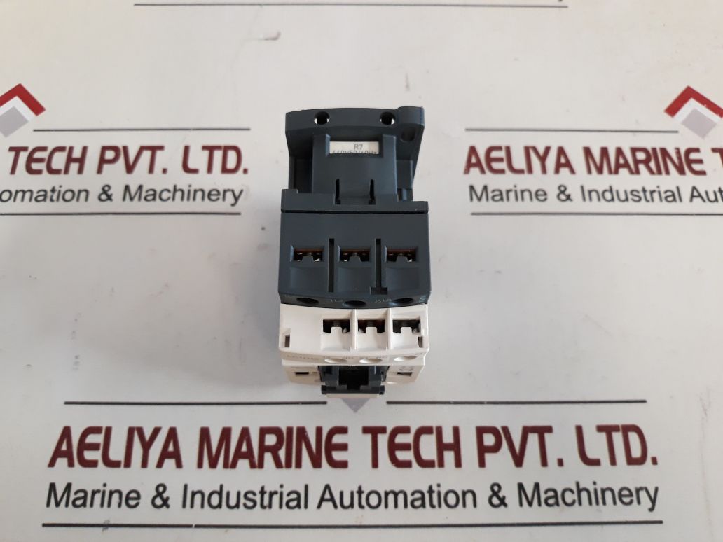 Schneider Electric/Telemecanique Lc1D12 Contactor