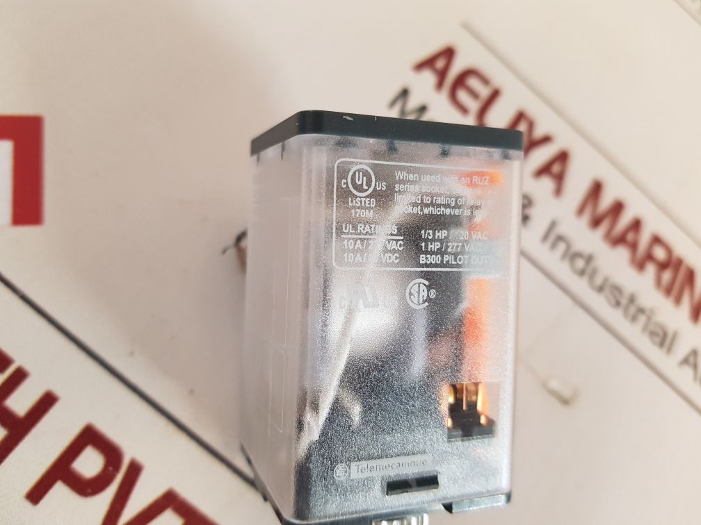 Schneider Electric Rumc31P7 Universal Relay