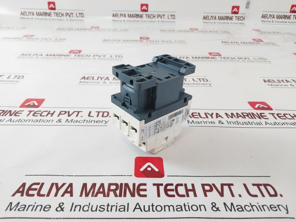 Telemecanique Cad32 P7 Control Relay 230V 50/60Hz