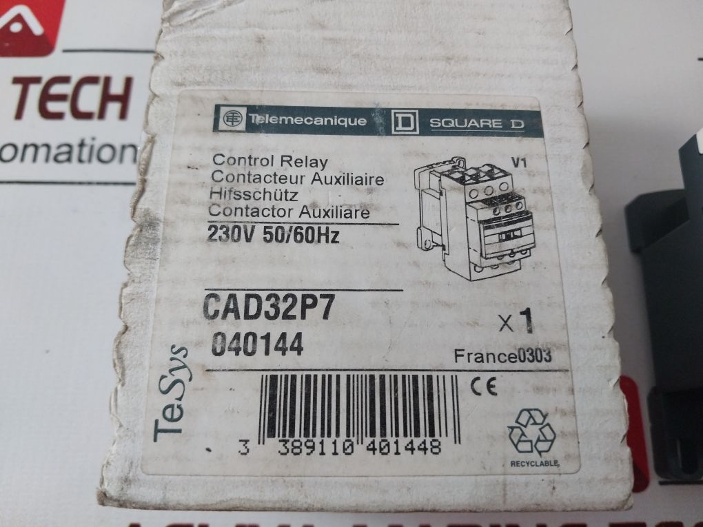Telemecanique Cad32P7 Control Relay 230V 50/60Z