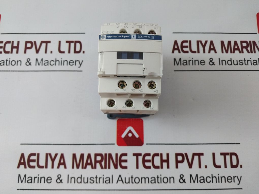 Telemecanique Cad32P7 Control Relay 230V 50/60Z