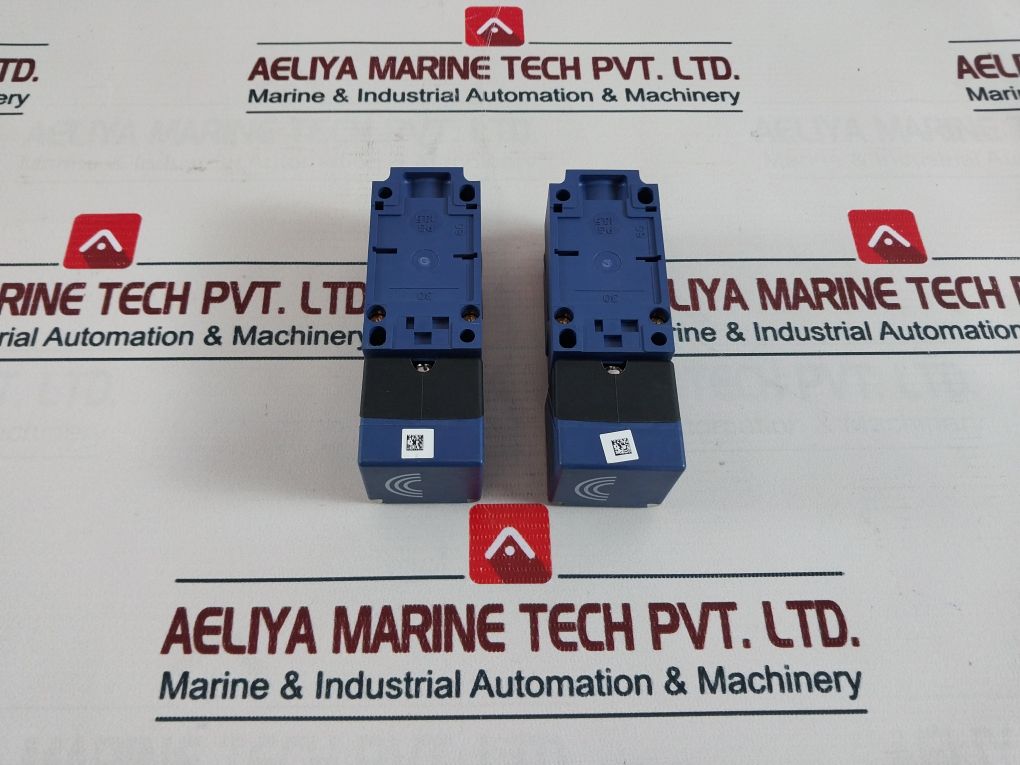 Telemecanique Xs8C4A1Mpg13 24 V