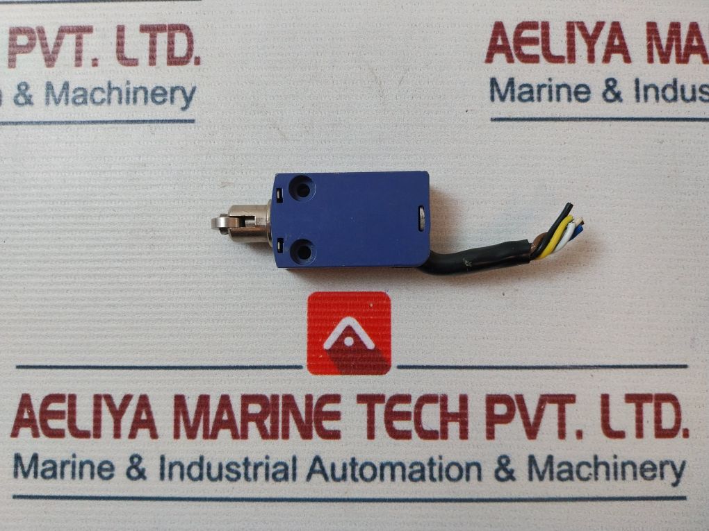 Telemecanique Schneider Zcmd21 Limit Switch