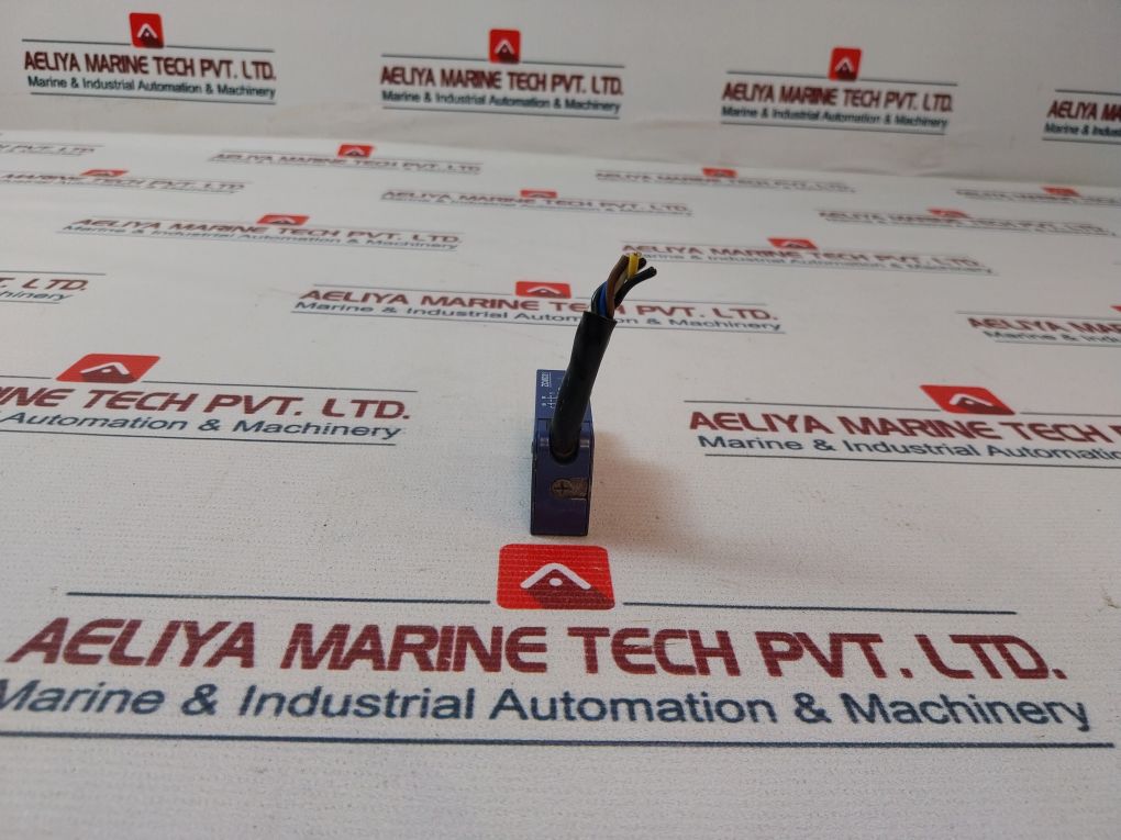 Telemecanique Schneider Zcmd21 Limit Switch