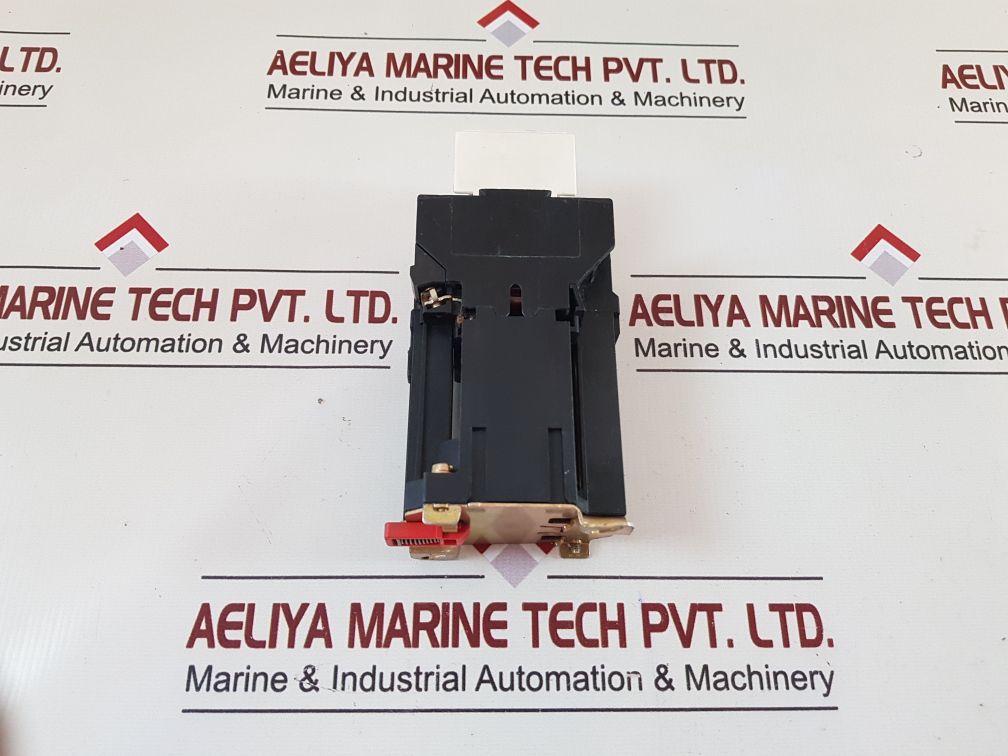 Telemecanique Ladn22 Contact Block With Lp1-d258.A 65 Contactor
