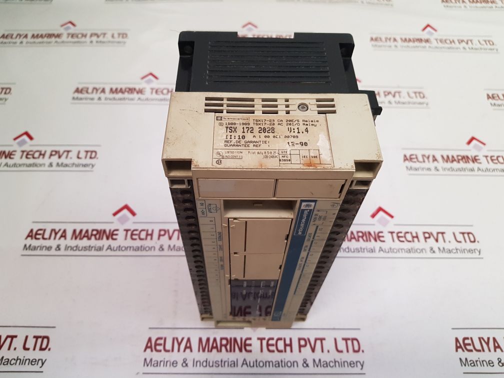 Telemecanique Tsx 172 2028 Input Output Plc Relay Module