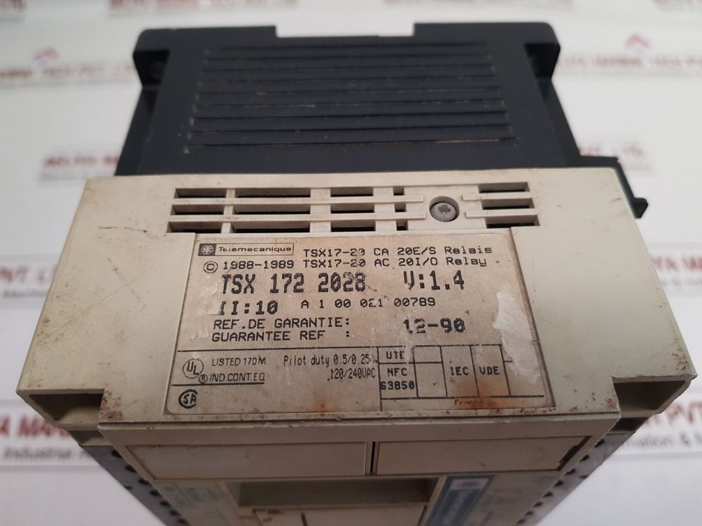 Telemecanique Tsx 172 2028 Input Output Plc Relay Module