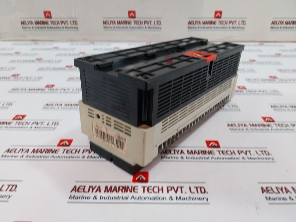 Telemecanique Tsx Dmf 401 I/O Module 0.35A 24Vdc Outputs