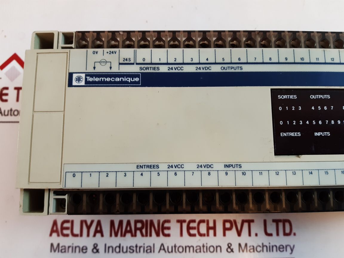 Telemecanique Tsx Dmf 401 Expander Controller With Tsx Dsf635 Output Module