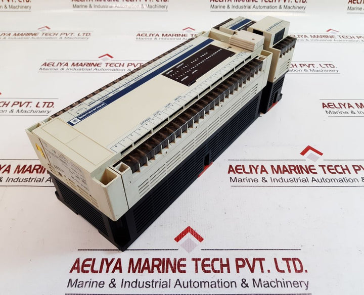 Telemecanique Tsx Dmf 401 Expander Controller With Tsx Dsf635 Output Module