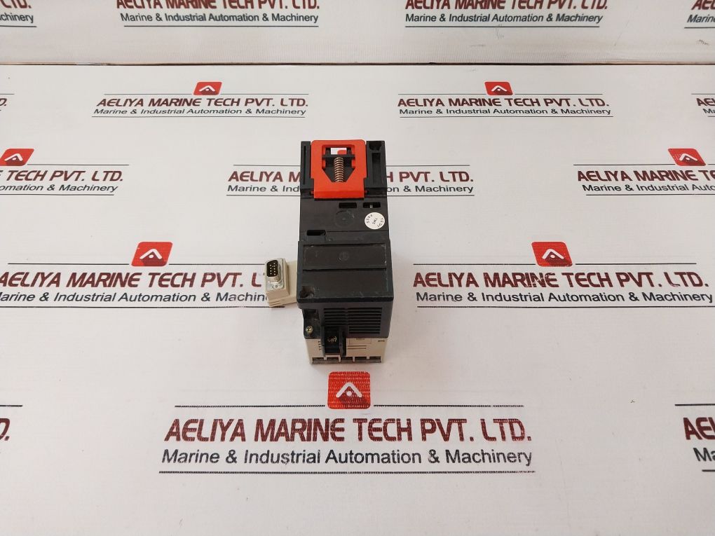 Telemecanique Tsx Dsf 612 Output Module 24Vdc