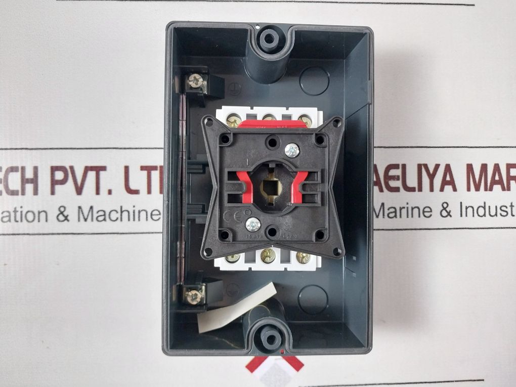 Telemecanique Vcf0Ge Isolator Switch With Operator