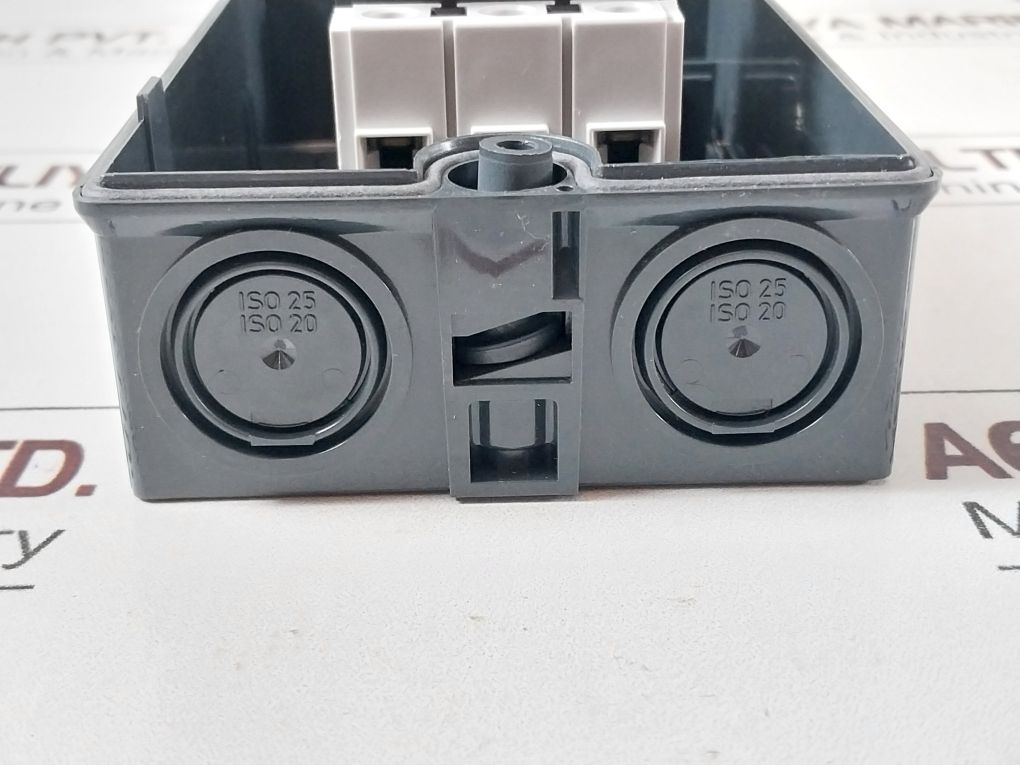 Telemecanique Vcf0Ge Isolator Switch With Operator