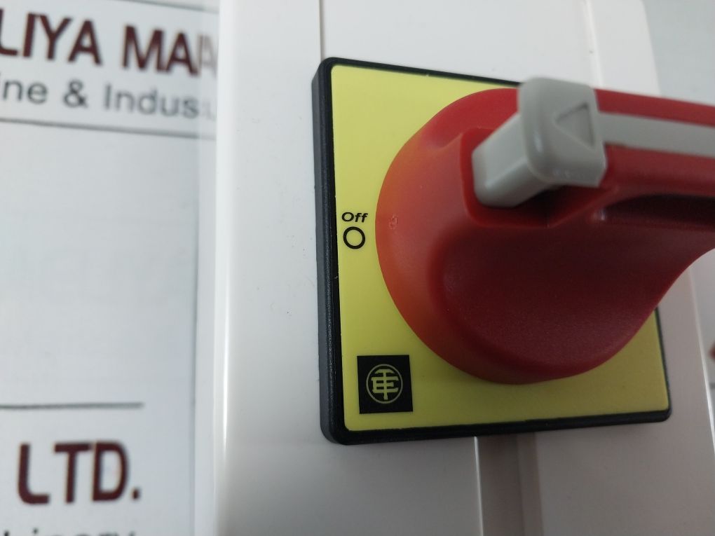 Telemecanique Vcf0Ge Isolator Switch With Operator