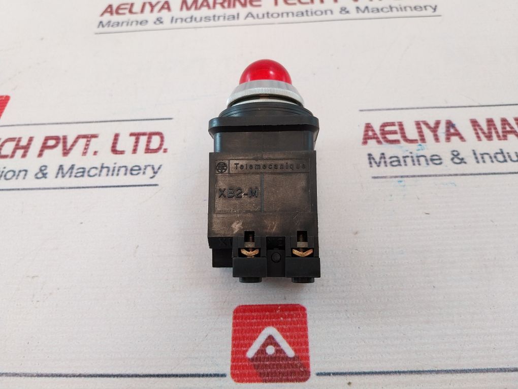Telemecanique Xb2-m Red Pushbutton 120V-60Hz