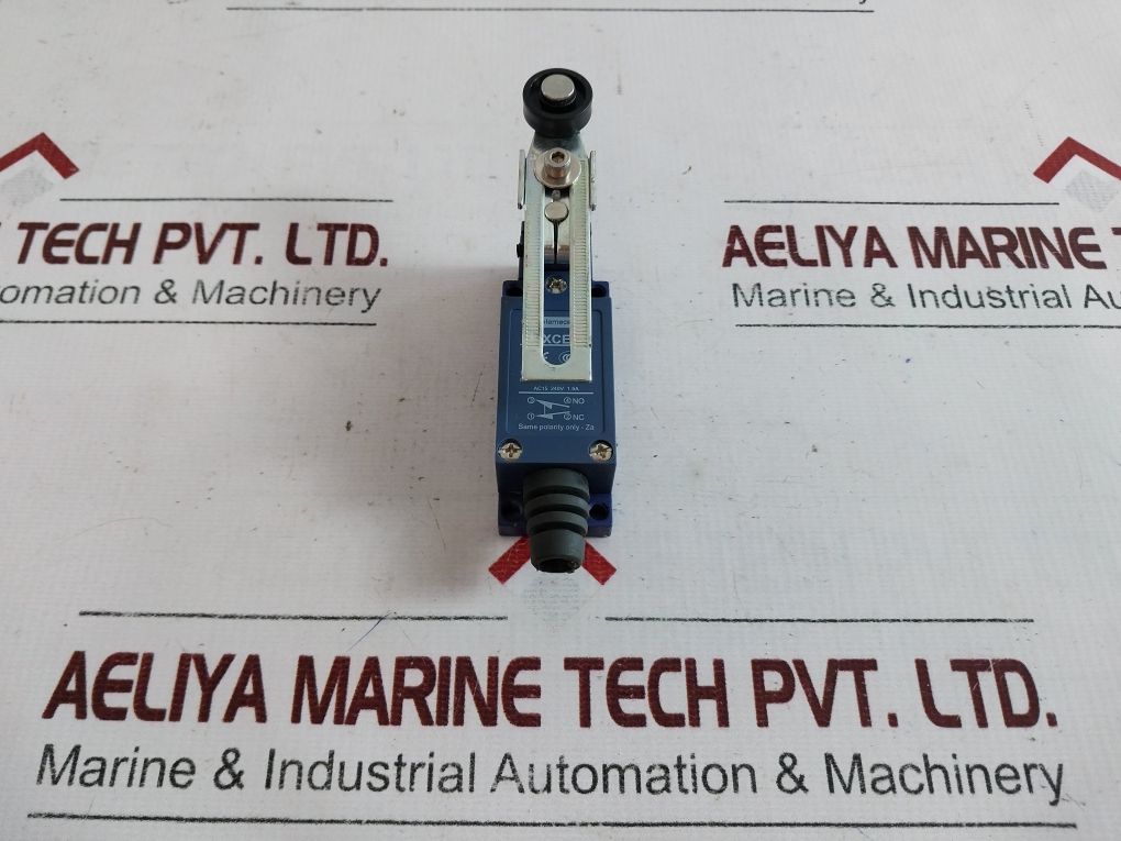 Telemecanique Xce145 Limit Switch