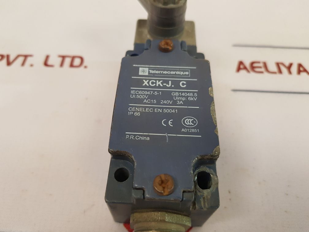 Telemecanique Xck-j.C Limit Switch Zck-e05C
