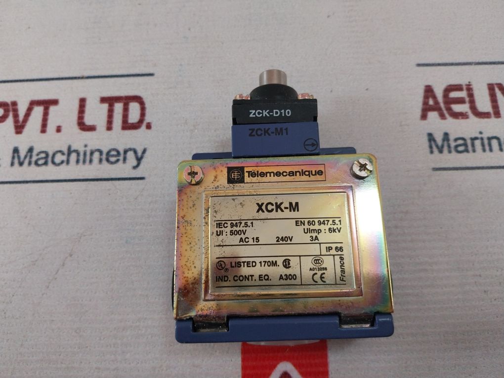 Telemecanique Xck-m110 Limit Switch