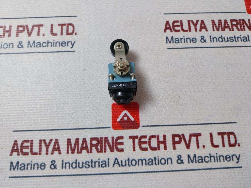 Telemecanique Xck-m Limit Switch 240V Set