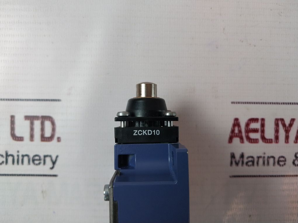 Telemecanique Xckm Miniature Limit Switch