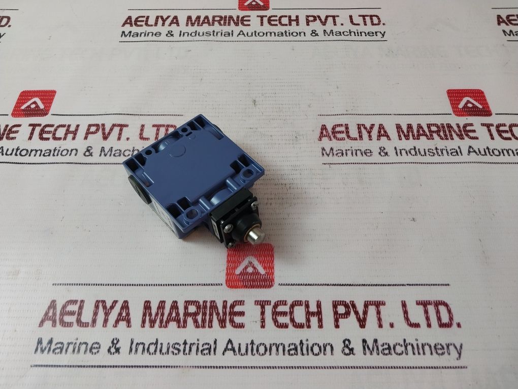 Telemecanique Xckm Miniature Limit Switch
