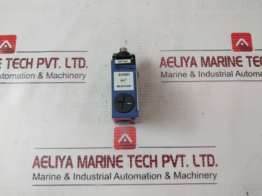 Telemecanique Xckm Miniature Limit Switch