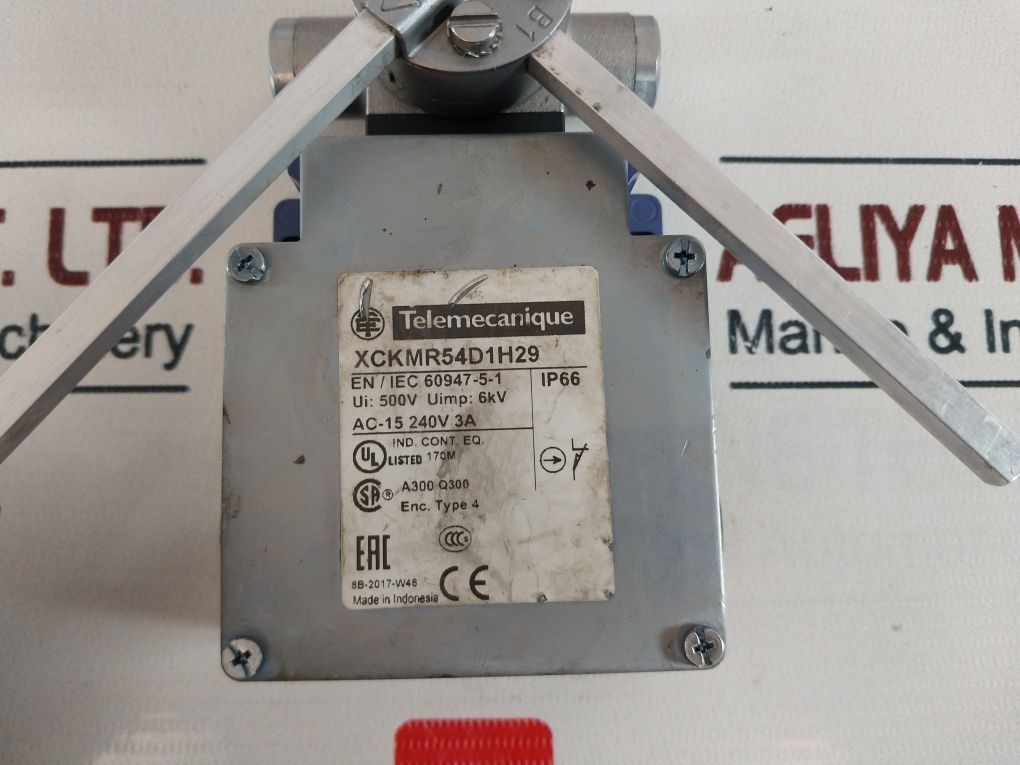 Telemecanique Xckmr54D1H29