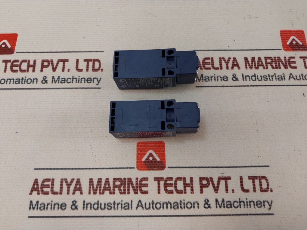 Telemecanique Xckn2101P16 Limit Switch