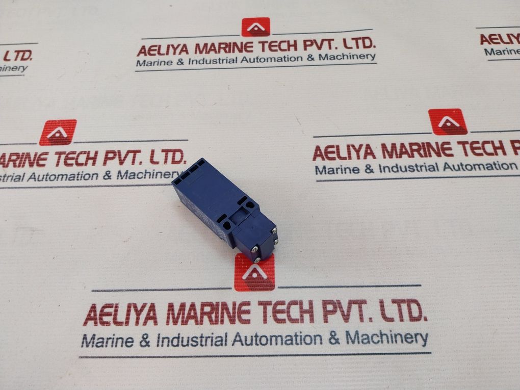 Telemecanique Xckn2101P16 Limit Switch Ip65 10A