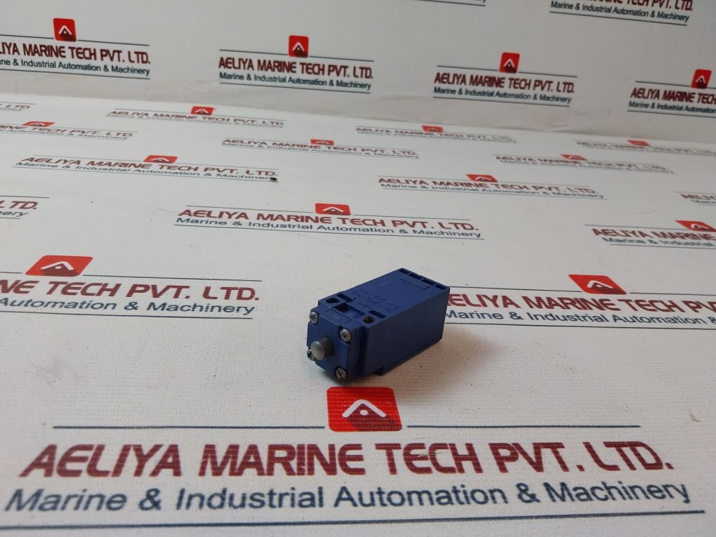 Telemecanique Xckn2110P20 Limit Switch Ac15