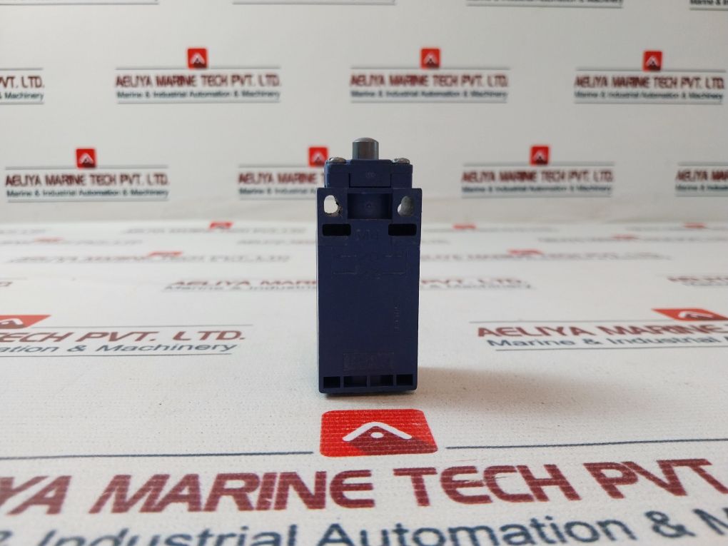 Telemecanique Xckn2110P20 Limit Switch Ac15