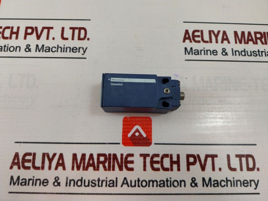 Telemecanique Xckn2110P20 Osiswitch Limit Switch 10A