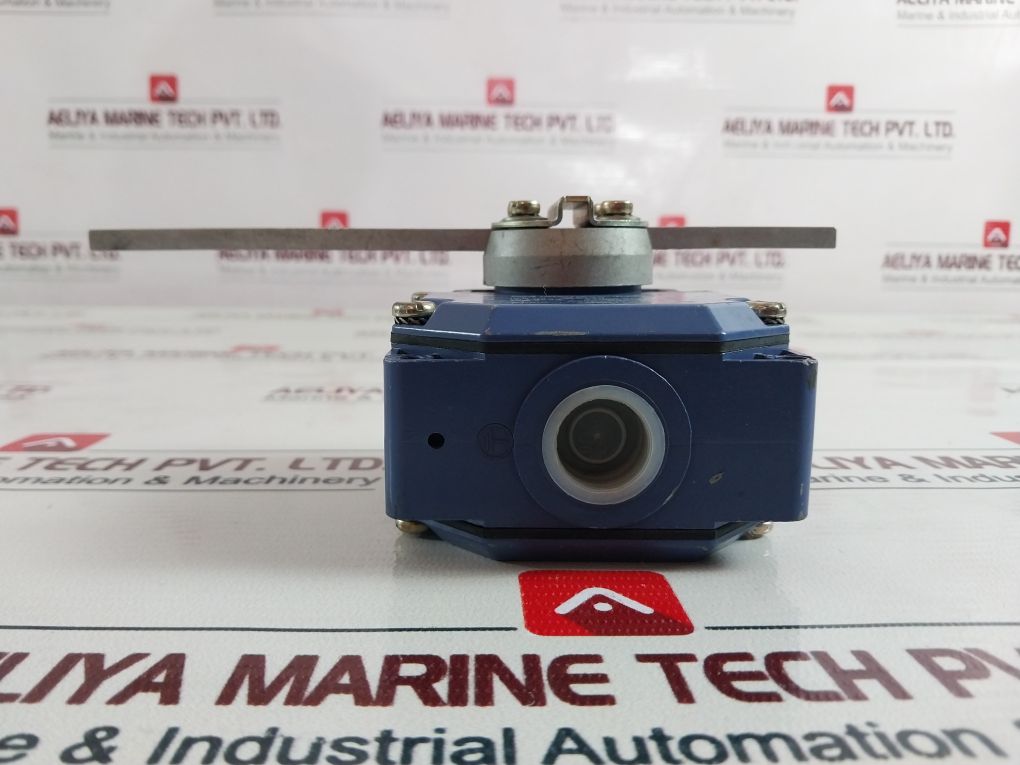 Telemecanique Xcr 500V