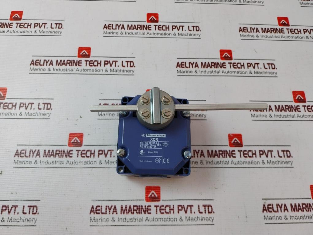 Telemecanique Xcrf17 Limit Switch Xcrf Square Rod 6 Mm Crosse