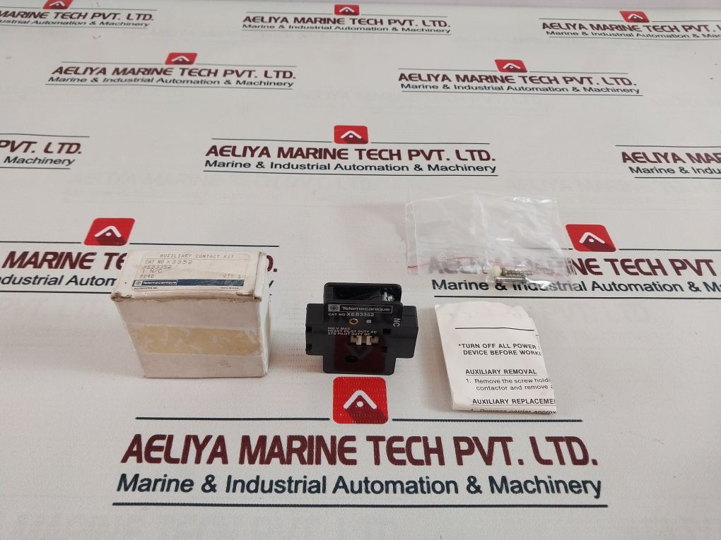 Telemecanique Xeb3352