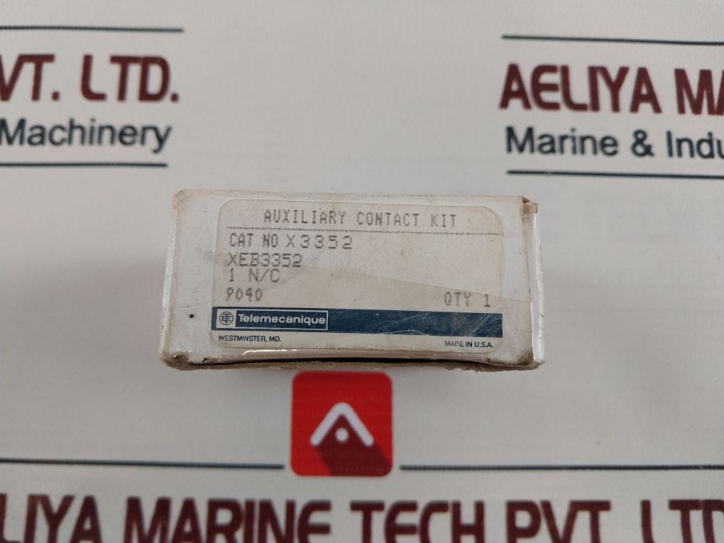 Telemecanique Xeb3352