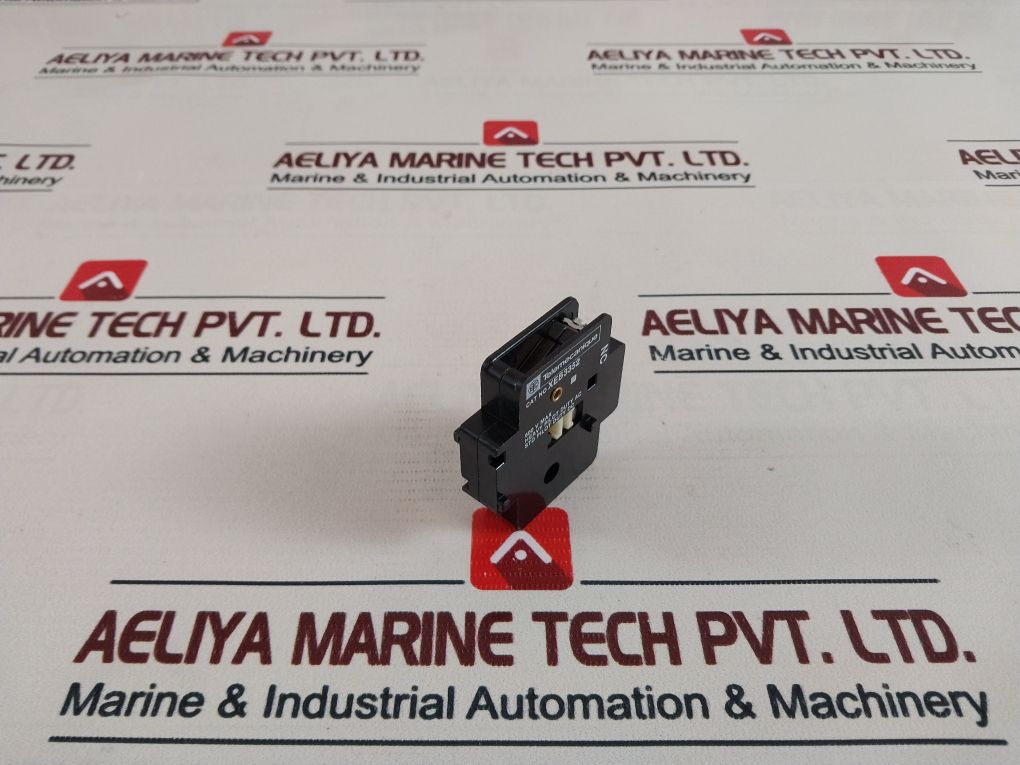 Telemecanique Xeb3352