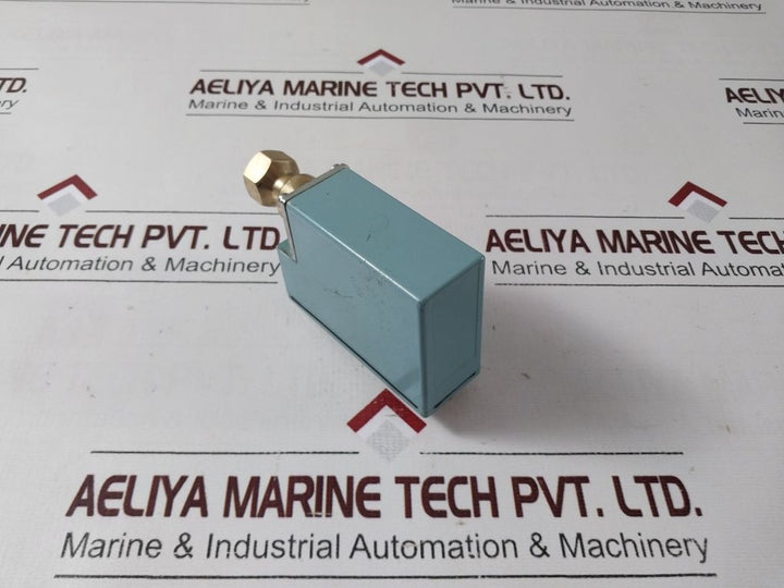 Telemecanique Xmj-a0707 Pressure Switch