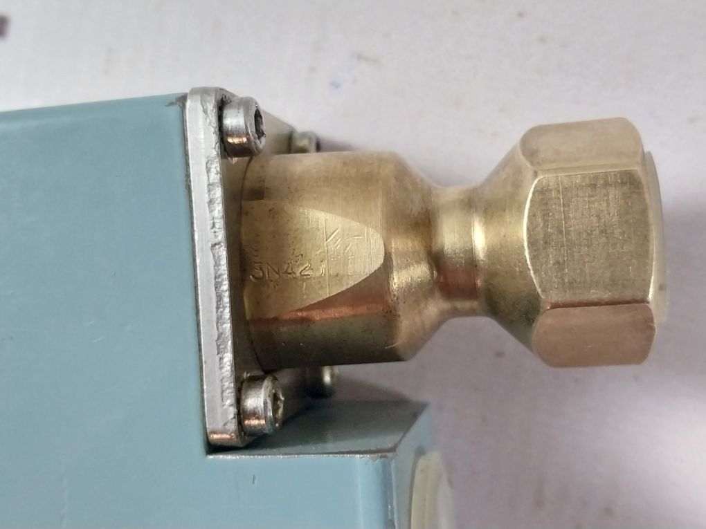 Telemecanique Xmj-a0707 Pressure Switch