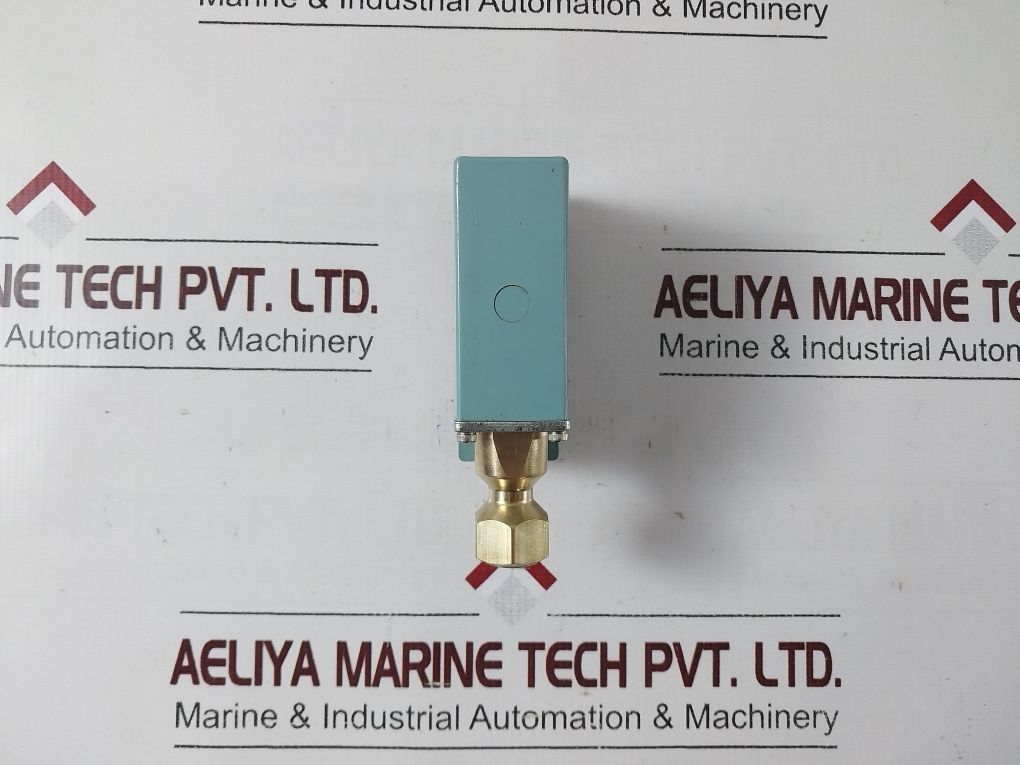 Telemecanique Xmj-a3007 Pressure Switch
