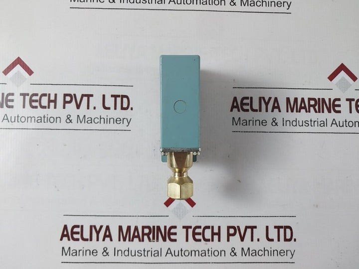 Telemecanique Xmj-a3007 Pressure Switch