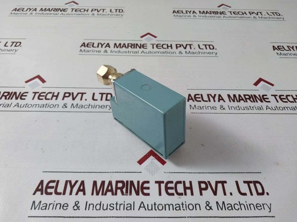 Telemecanique Xmj-a3007 Pressure Switch