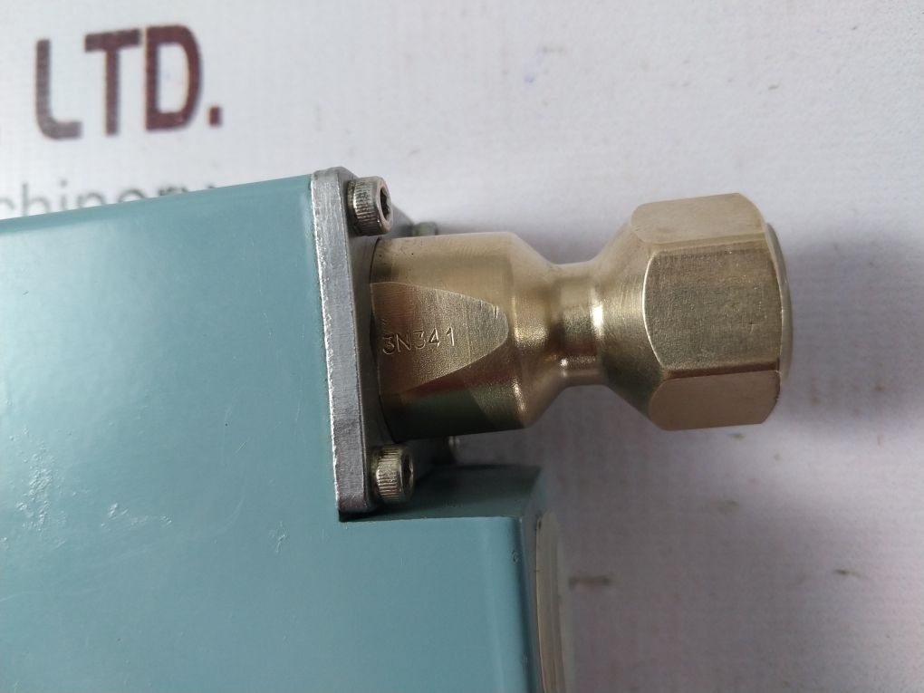 Telemecanique Xmj-a3007 Pressure Switch