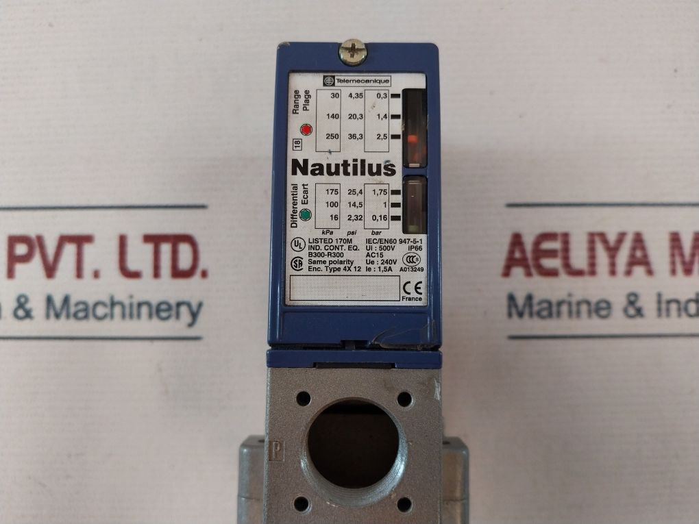 Telemecanique Xml B002A2S11 Pressure Switch