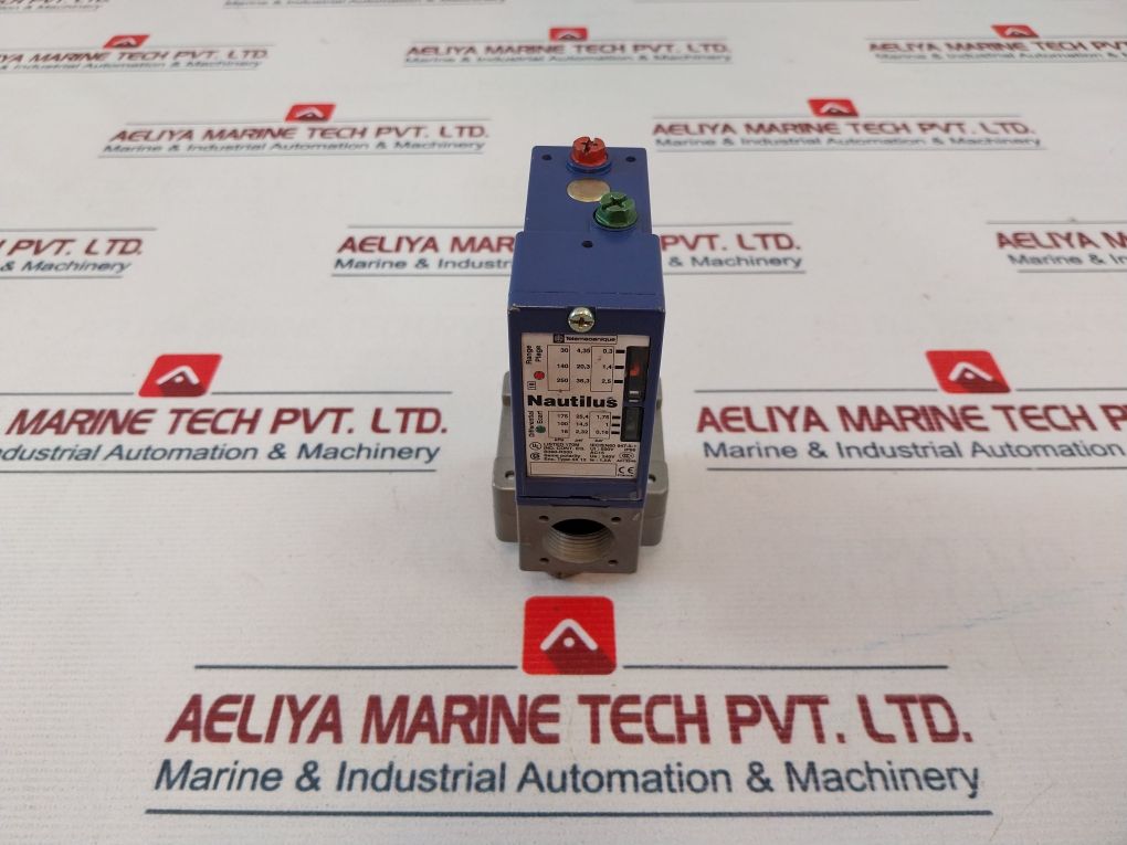 Telemecanique Xml B002A2S11 Pressure Switch