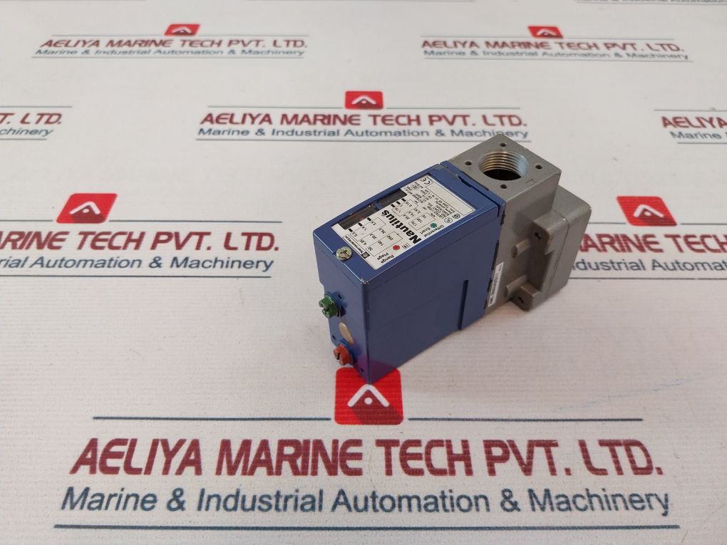 Telemecanique Xml B002A2S11 Pressure Switch